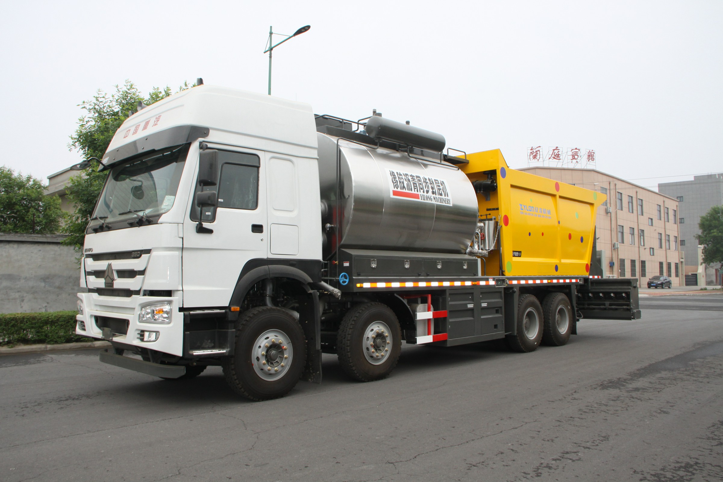 日常怎么維護同步碎石封層車(chē)發(fā)動(dòng)機？